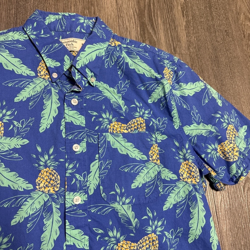 Abercrombie & Fitch Shirt Mens M Blue Pineapple Floral Hawaiian Button Up